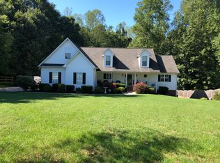 8208 Chestershire Rd, Oak Ridge, NC 27310