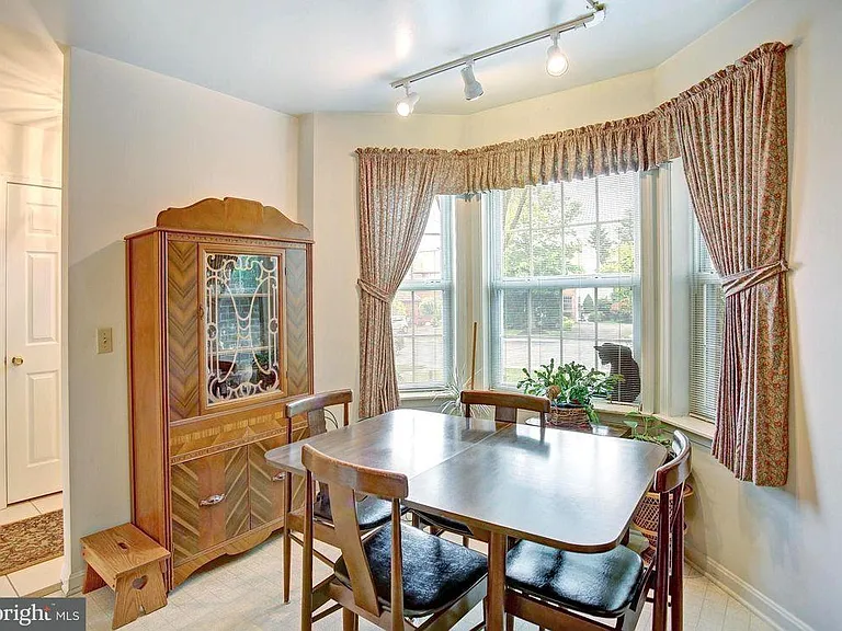 4171 Nantucket Dr — Photo 4