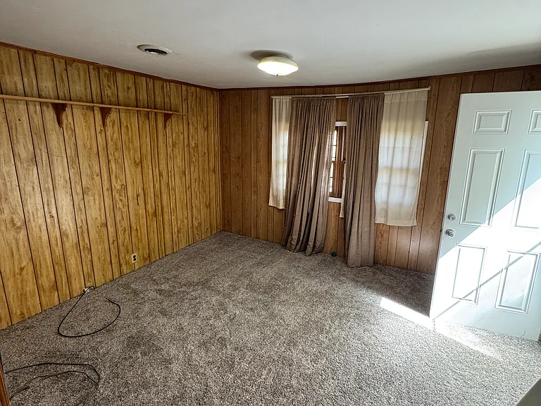 8914 Main St — Photo 7
