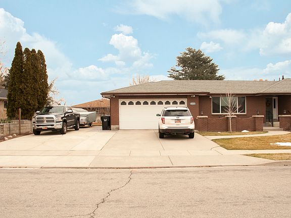2nd image of 4605 S Balsam Ave