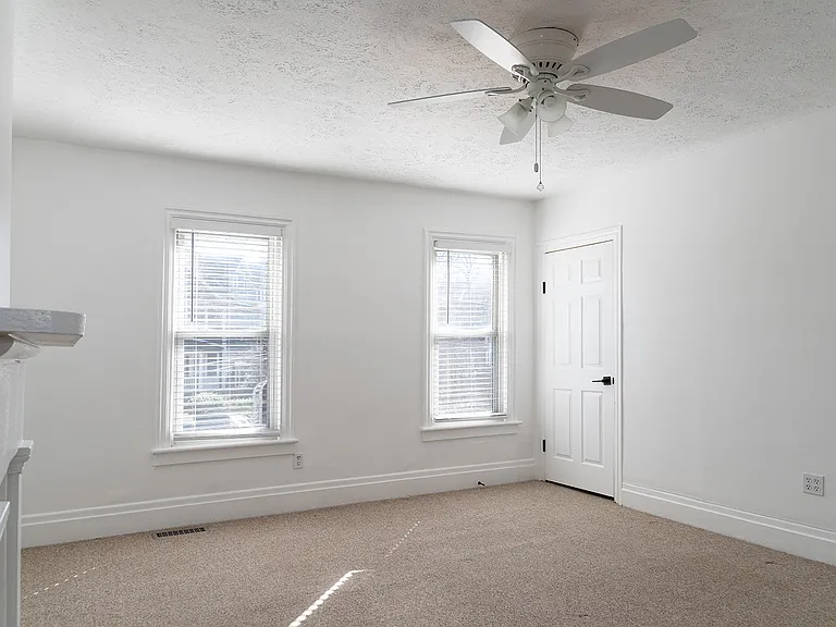 351 Ferry St — Photo 14