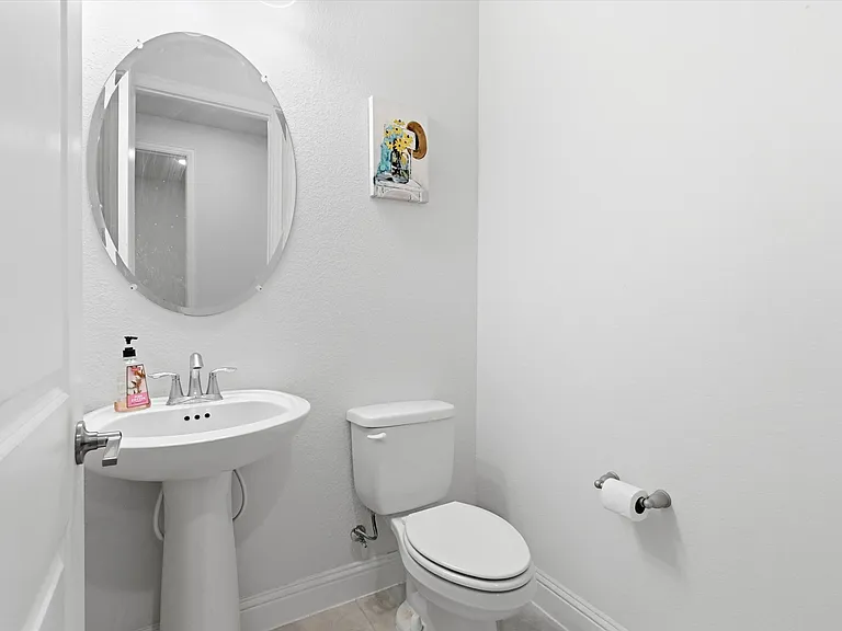 half bath down stairs