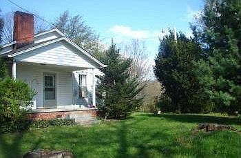 4th image of 108 Locust Ln #&-118