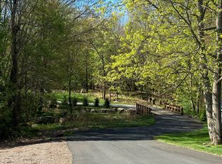 20 Trevor Ct, Manchester, CT 06040