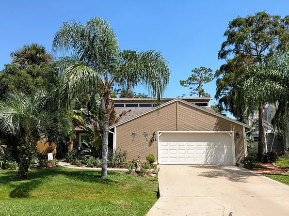 141 N Gull Cir, Daytona Beach, FL 32119
