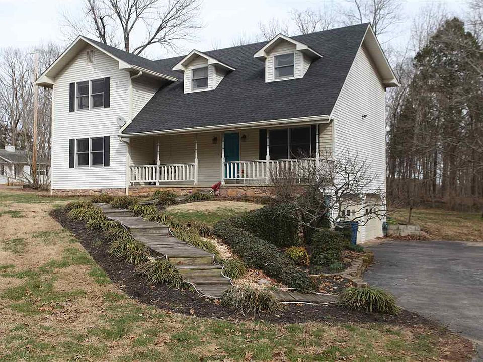 1st image of 610 W Villa Dr