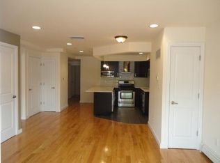 3132 38th St APT 3B, Astoria, NY 11103