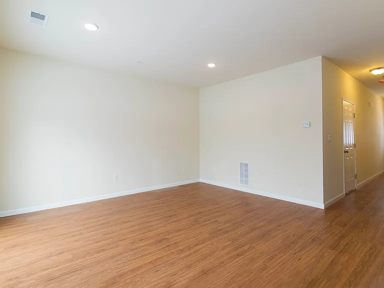 Arey Lane Townhomes — Photo 16