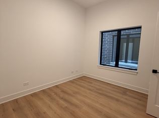 1607 W 13th St #300, Chicago, IL 60608