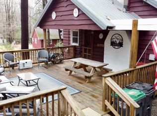 110 Black Bear Run, Paupack, PA 18451