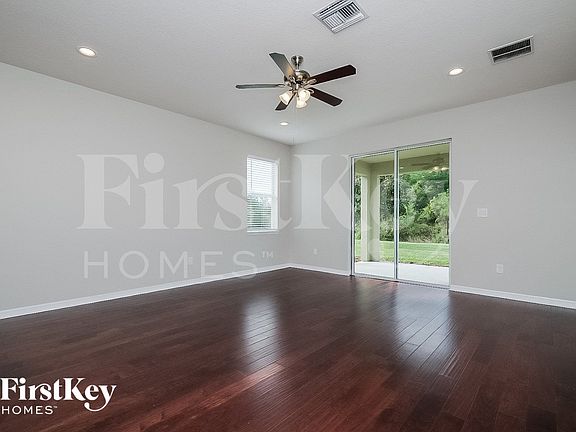 4th image of 23960 San Giovanni Dr