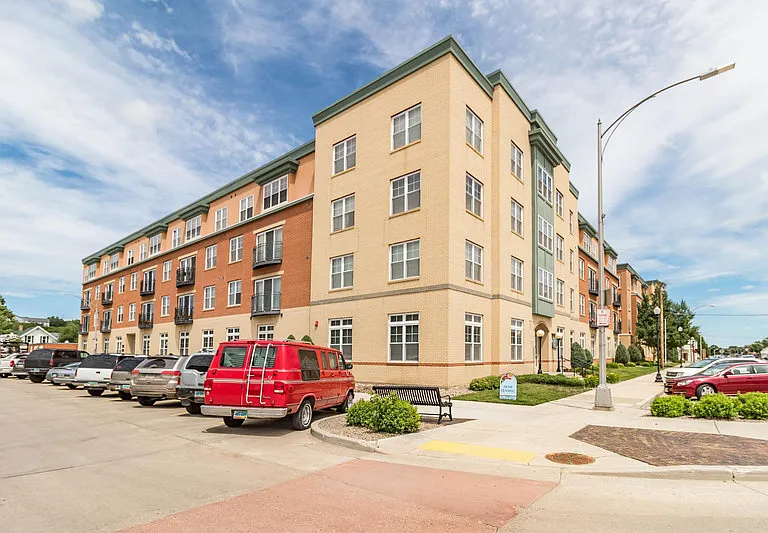 Library Square 55+ Apartments — Photo 13