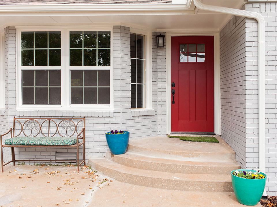 1st image of 2217 Huntleigh Dr