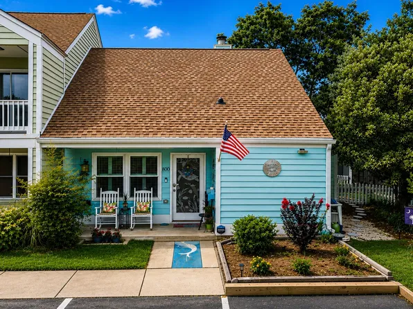 800 Myrtle Ct. #1A, North Myrtle Beach, SC 29582
