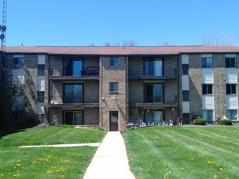 5190 Emil Ave SW #402 — Photo 14