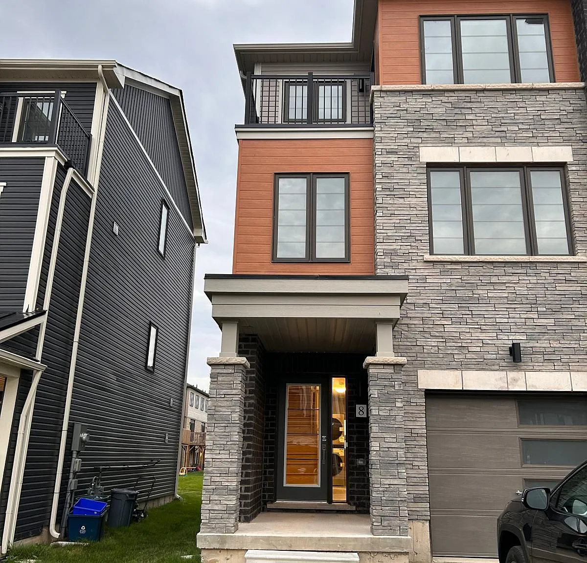 3 bed, $2,400 — Photo 1