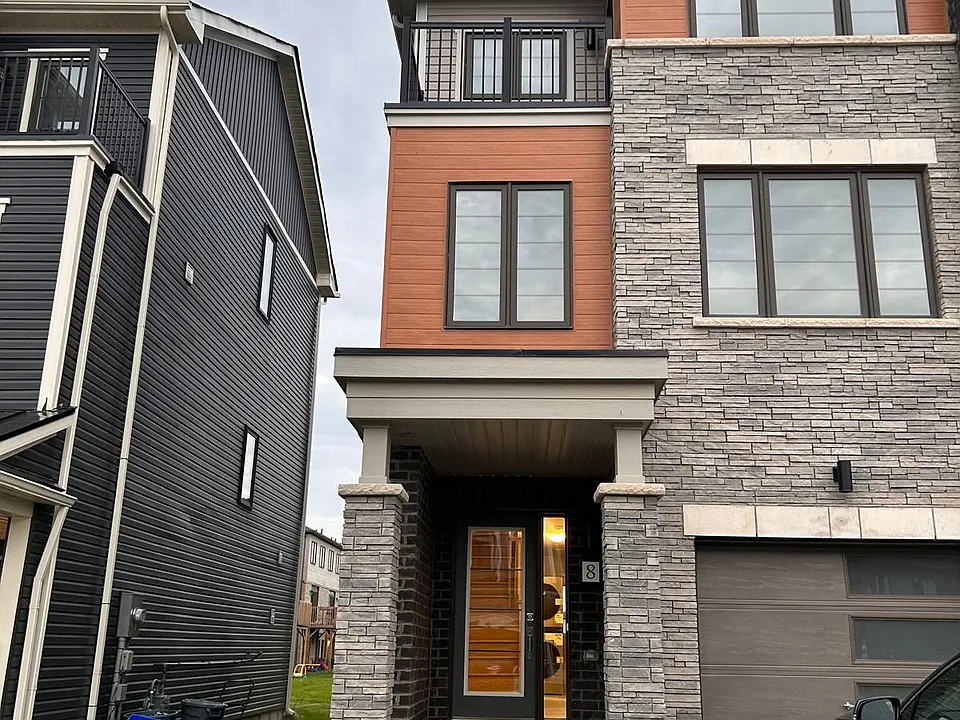 8 Baskett St