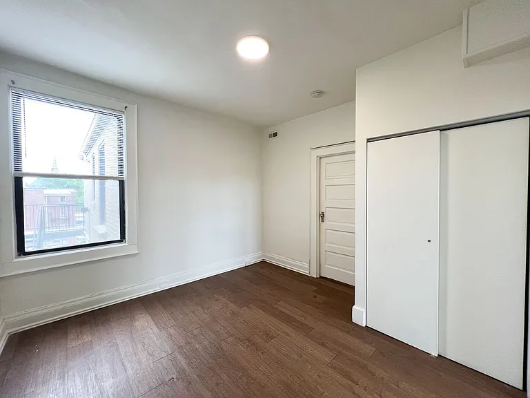 2378-2384 Park Avenue — Photo 9
