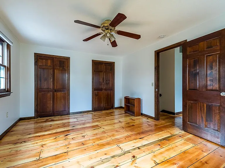 131 Hemlock Dr — Photo 28
