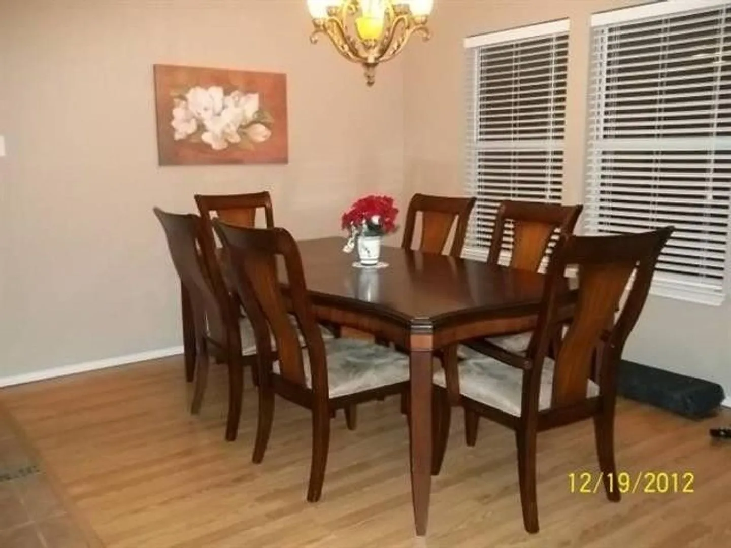 Spacious 3-Bedroom Home with Two Living and Two Dining AreasAvailable for Lease! — Photo 3