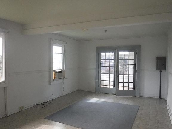 5th image of 373 E Lanikaula St