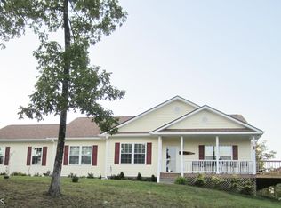 402 Walnut Hills Dr #12, Mineral Bluff, GA 30559