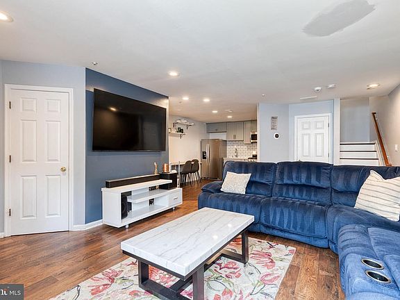 4th image of 9221 Leigh Choice Ct #67