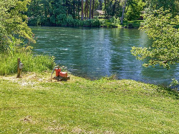 4th image of 7302 Rogue River Dr