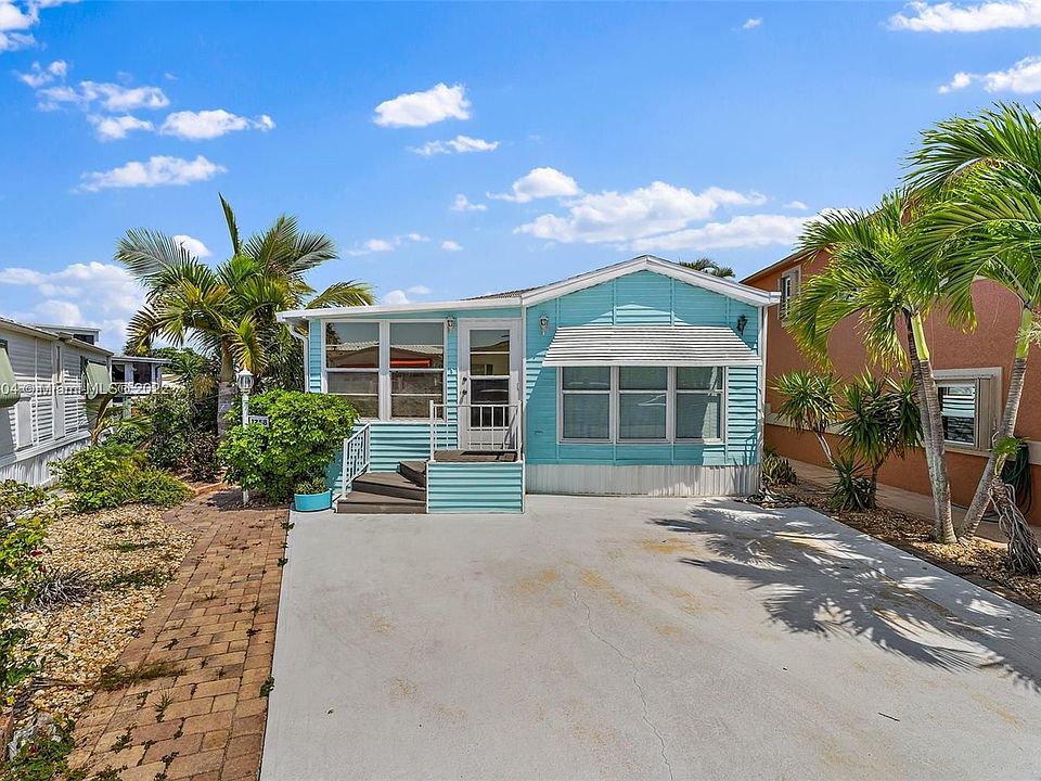 1st image of 1258 Nettles Blvd #1258