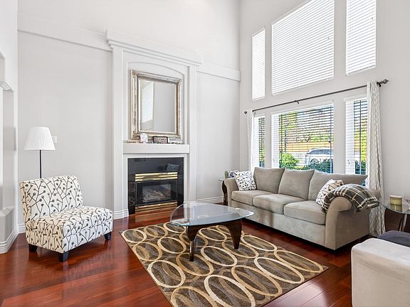 3rd image of 1671 Mallard Ct