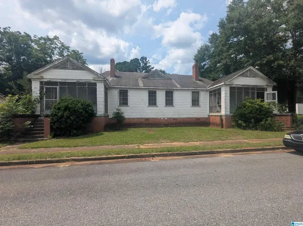 301 W Parkway, Talladega, AL 35160