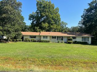 213 Starlite Dr, Texarkana, TX 75501