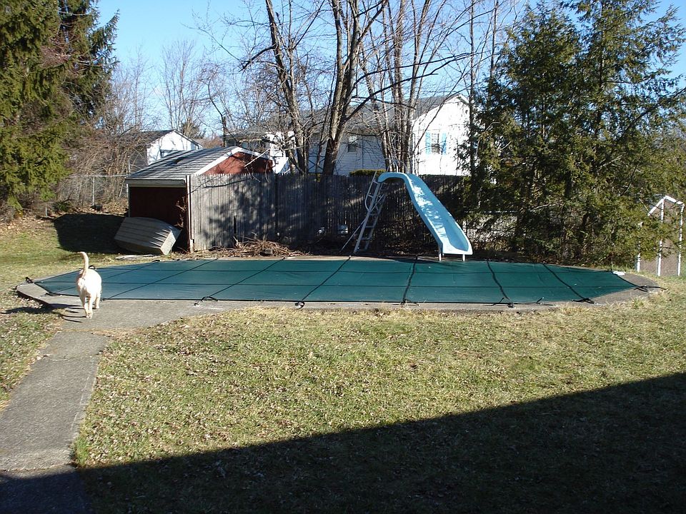 Inground pool w/ slide