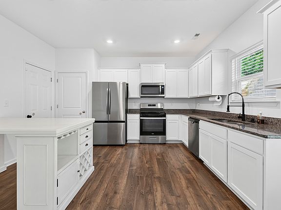 5th image of 7152 Dusty Rose Ln
