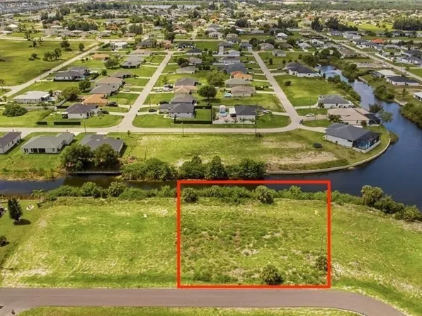1812 NW 2nd Ter, Cape Coral, FL 33993