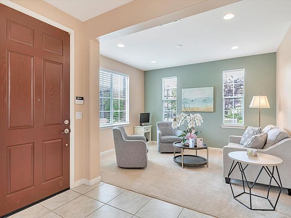 5th image of 1489 Menton St