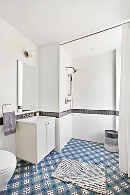 Sold by Corcoran | media 21