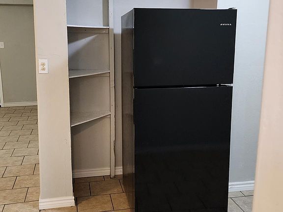 5th image of 614 Camino Real St #B