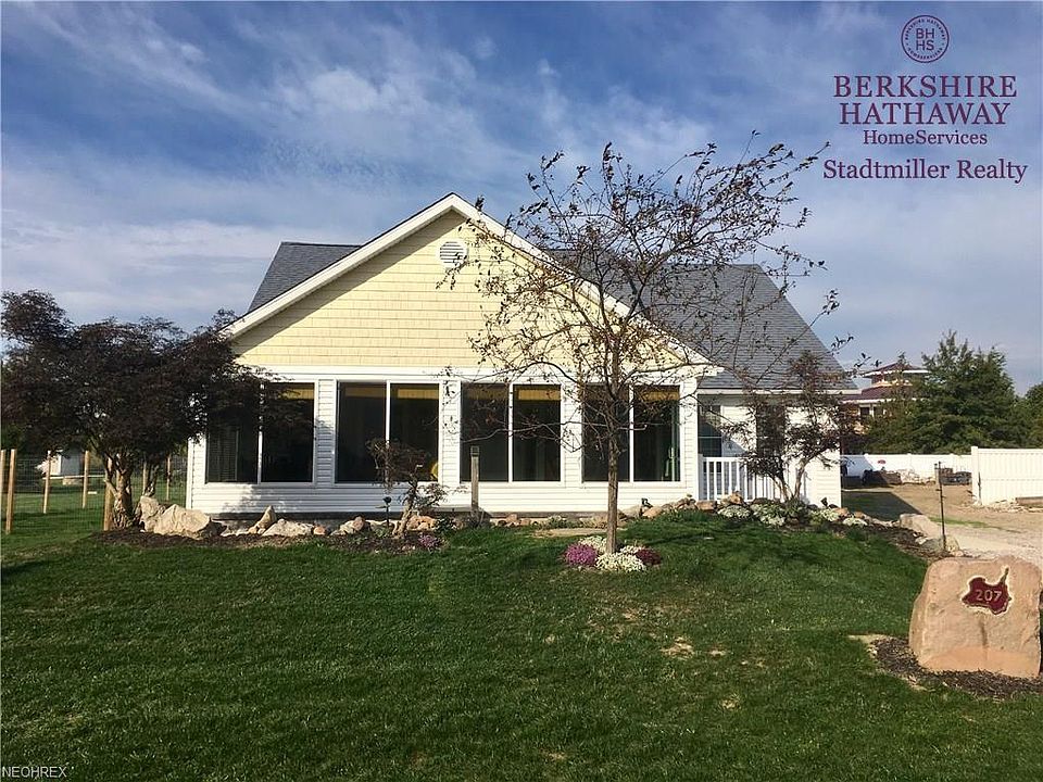 1st image of 207 Cedar Ln