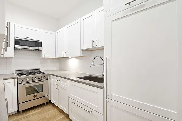 Rented by Bold New York | media 1