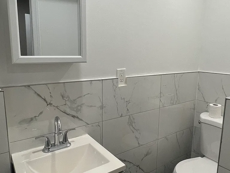 132 S Harrison St #3B — Photo 8