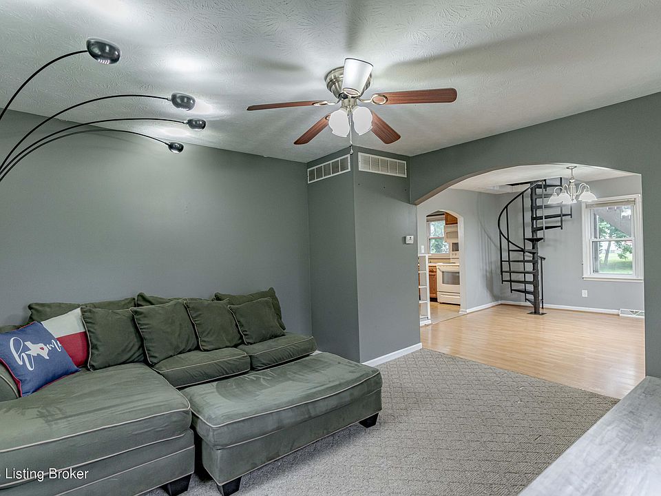 1st image of 115 Eastview Cir
