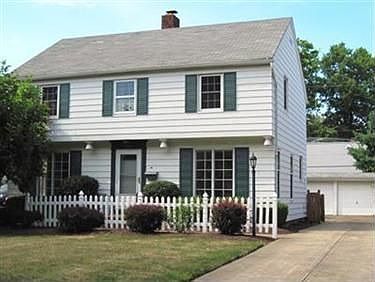 1st image of 19382 Laurel Ave