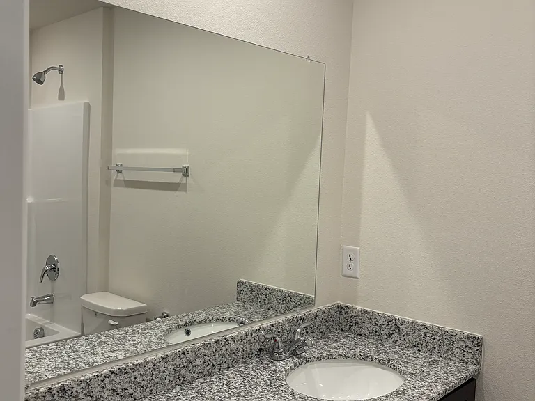 6605 Vandergriff St — Photo 12