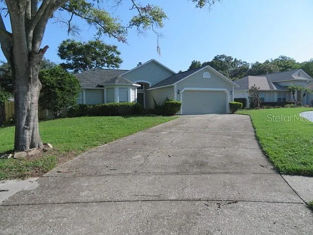 3 bed, 2.0 bath, 1478 sqft, $2,300 — Photo 3