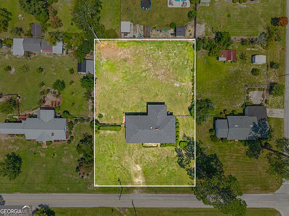 3rd image of 225 Virginia Ave