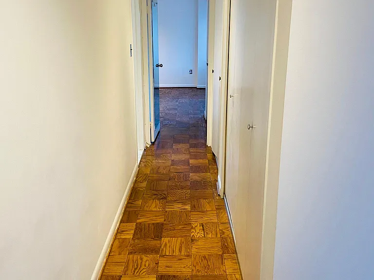 4201 Cathedral Ave NW #622 — Photo 13