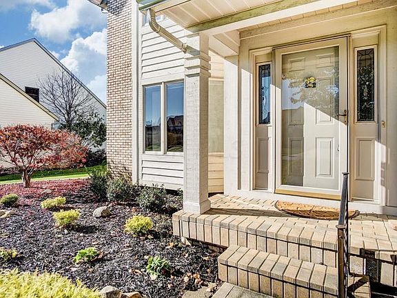 2nd image of 13264 Durham Cir