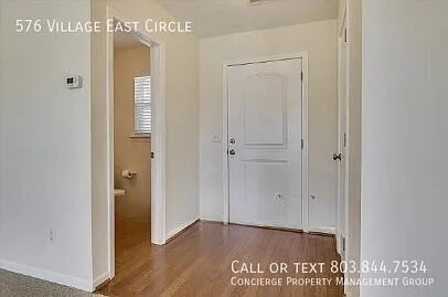 576 Village East Cir — Photo 3