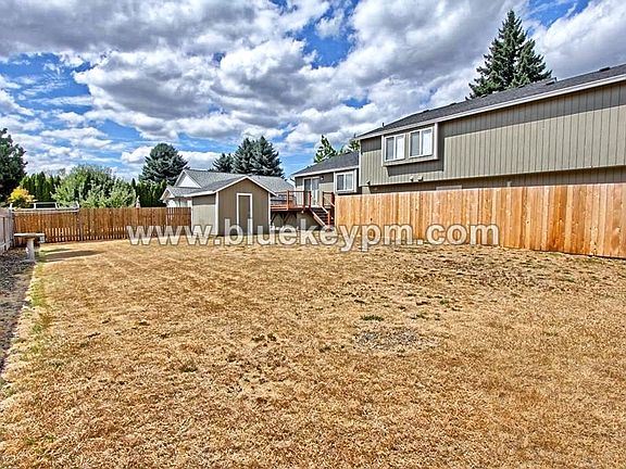4th image of 9913 NE 86th St